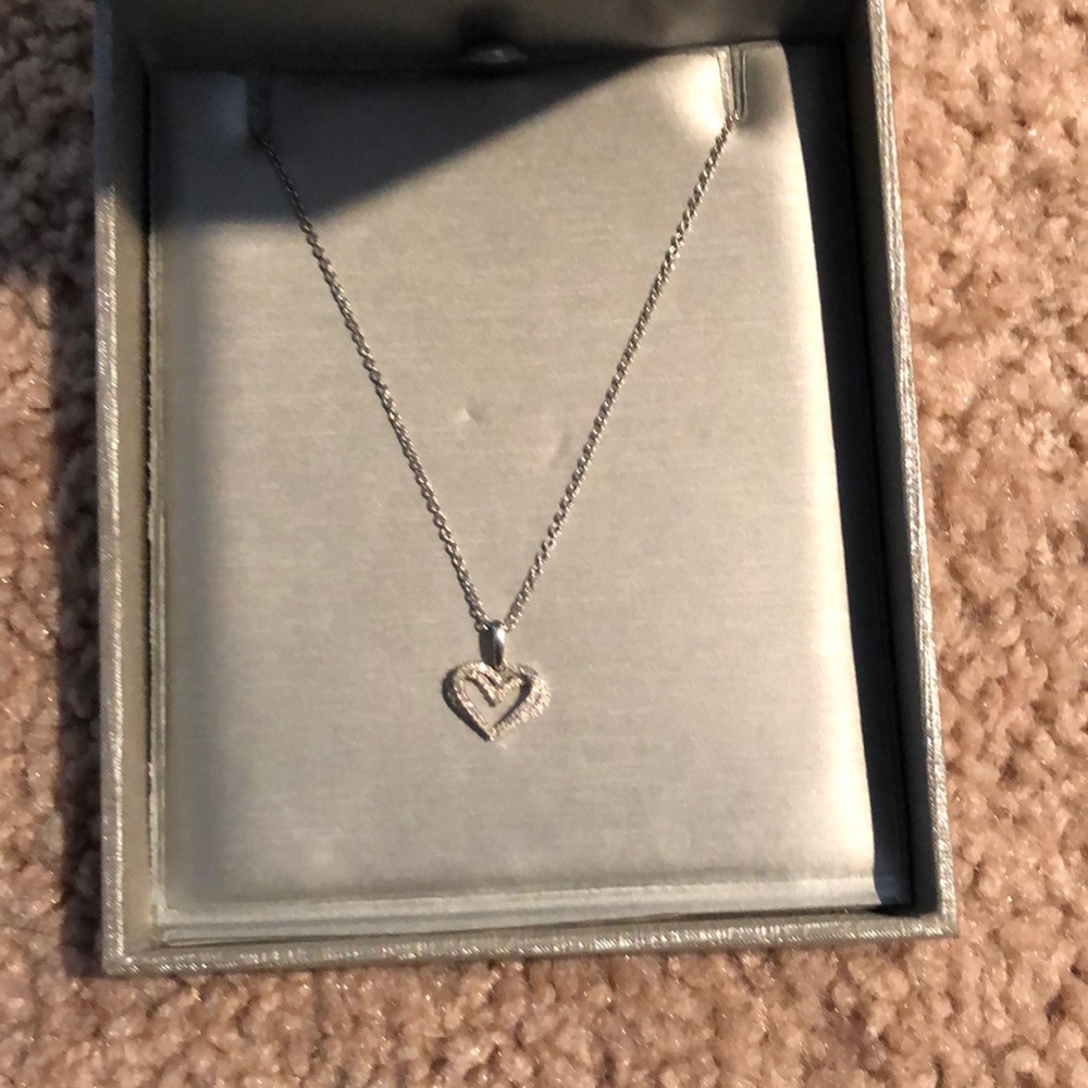 Wasn’t worn much. Good condition!